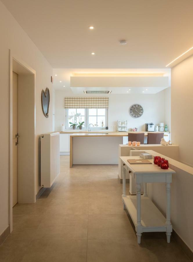 Vakantiewoning Le Bonheur De Louise Maarkedal Exterior photo